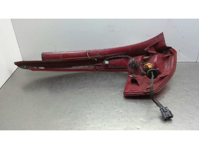 Recambio de piloto trasero derecho para citroen c4 berlina cool referencia OEM IAM   
