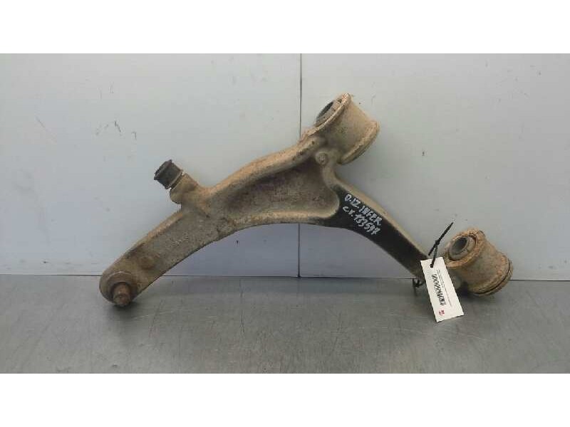 Recambio de brazo suspension inferior delantero izquierdo para renault mascott 130.35 referencia OEM IAM   