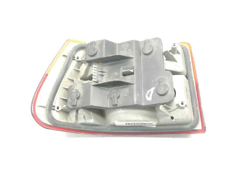 Recambio de piloto trasero derecho para opel astra f berlina 1.6 16v referencia OEM IAM 394448R  