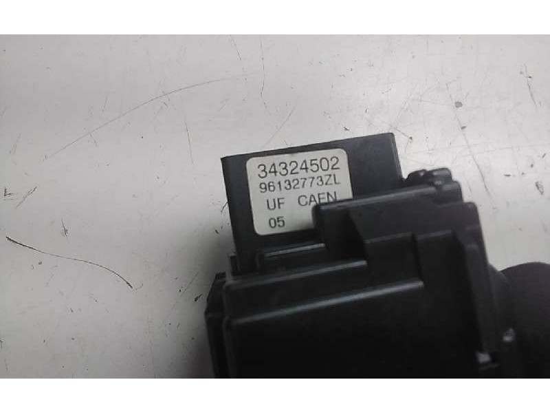 Recambio de mando limpia para citroen xantia berlina 1.8i sx / 1.8 sx referencia OEM IAM 34324502  