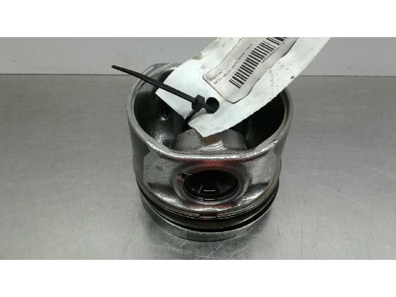 Recambio de piston para seat ibiza (6j5) style tech referencia OEM IAM   