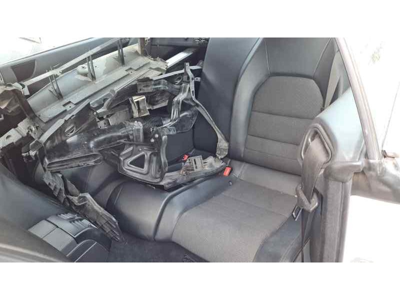 mercedes clase clk (w207) coupe del año 2009