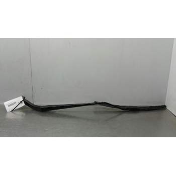 BRAZO LIMPIA DELANTERO DERECHO 