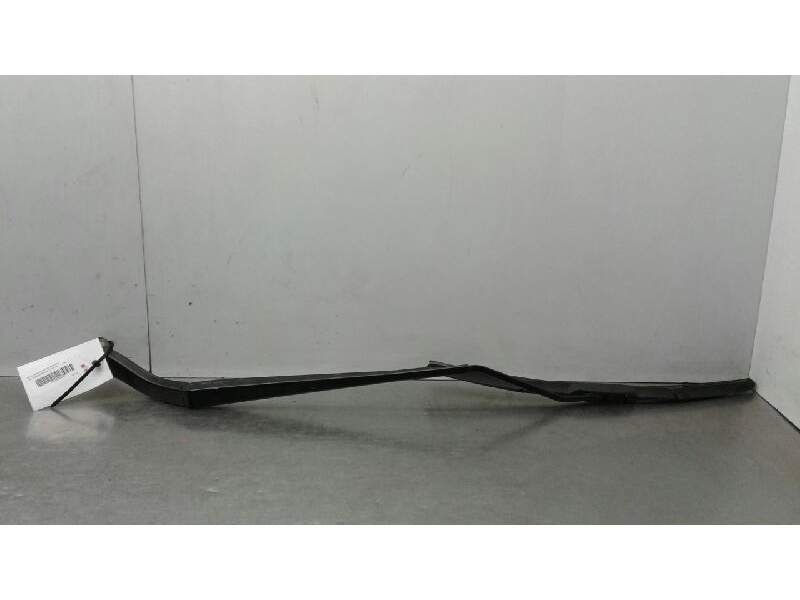Recambio de brazo limpia delantero derecho para opel insignia berlina 2.0 16v cdti referencia OEM IAM   