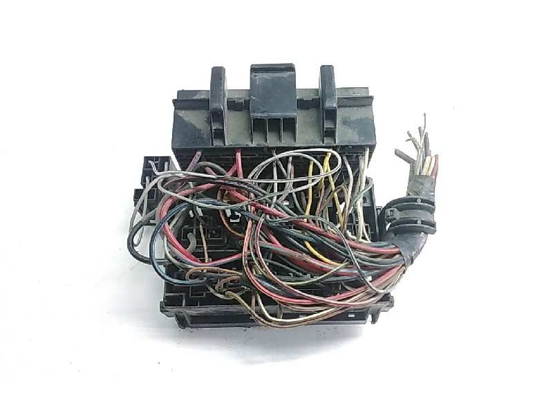 Recambio de caja fusibles para ford fiesta courier referencia OEM IAM 94FG14A073AA  