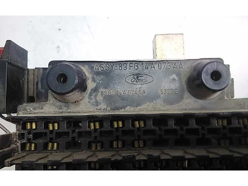 Recambio de caja fusibles para ford fiesta courier referencia OEM IAM 94FG14A073AA  