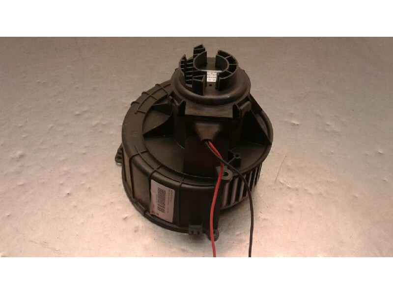 Recambio de motor calefaccion para opel astra h berlina cosmo referencia OEM IAM 52407543 00174 