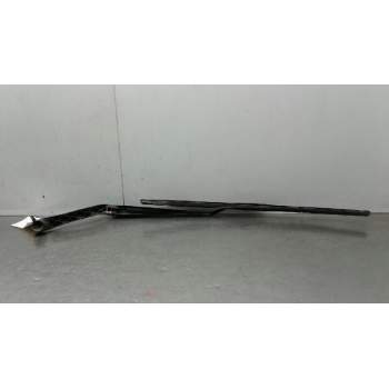 Recambio de brazo limpia delantero izquierdo para opel insignia berlina 2.0 16v cdti referencia OEM IAM   