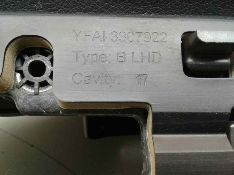 Recambio de salpicadero para mercedes clase a berlina (bm 177) a 200 d (117.112) referencia OEM IAM  OYK4AAJ2870944 YFAI3307922