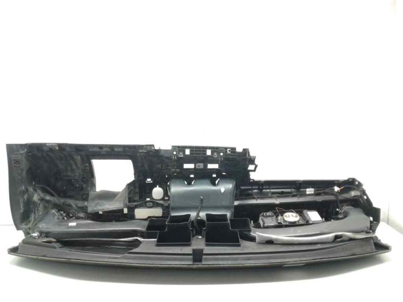 Recambio de salpicadero para mercedes clase a berlina (bm 177) a 200 d (117.112) referencia OEM IAM  OYK4AAJ2870944 YFAI3307922