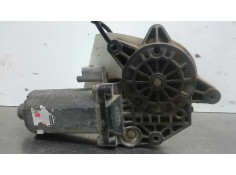 Recambio de motor elevalunas delantero derecho para peugeot 206 berlina 1.4 referencia OEM IAM    2