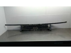 Recambio de rejilla delantera para volkswagen polo berlina (6n1) air referencia OEM IAM    2