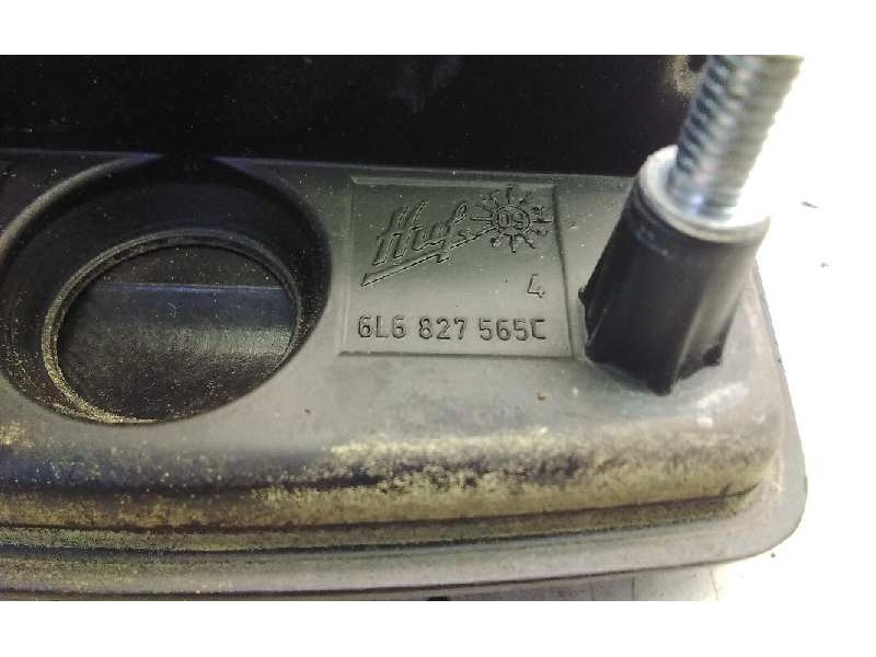 Recambio de maneta exterior porton para seat ibiza (6l1) reference referencia OEM IAM 6L6827565C  