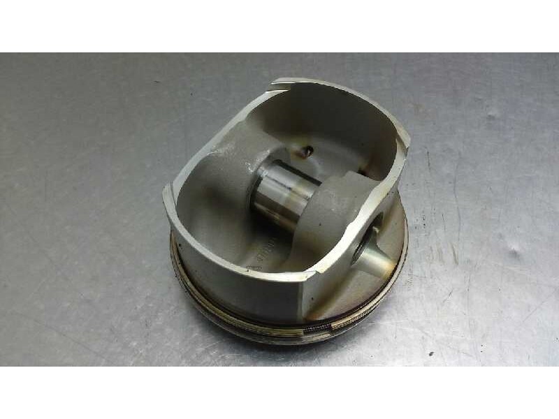 Recambio de piston para porsche cayenne (typ 9pa) turbo referencia OEM IAM   