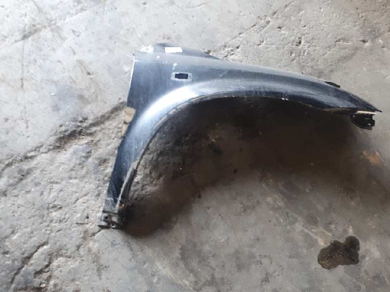 Recambio de aleta delantera derecha para nissan murano (z50) básico referencia OEM IAM 63112CB030  