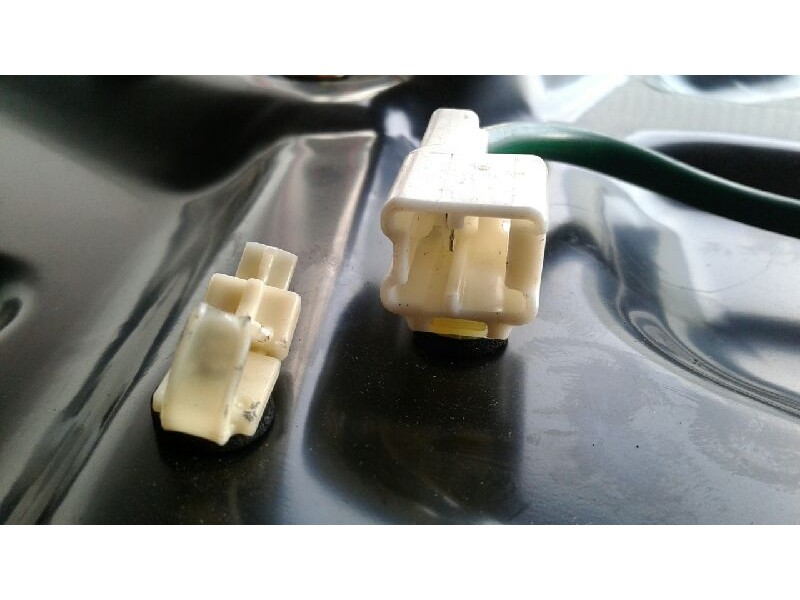 Recambio de elevalunas delantero derecho para nissan murano (z50) básico referencia OEM IAM 80720CA01A  