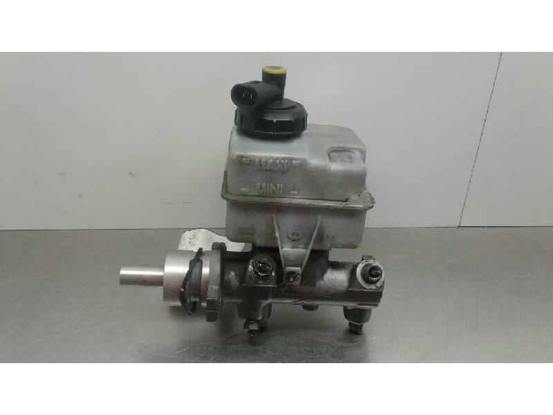 Recambio de bomba freno para nissan interstar mod. 04 (x70) 2.5 dci diesel cat referencia OEM IAM   