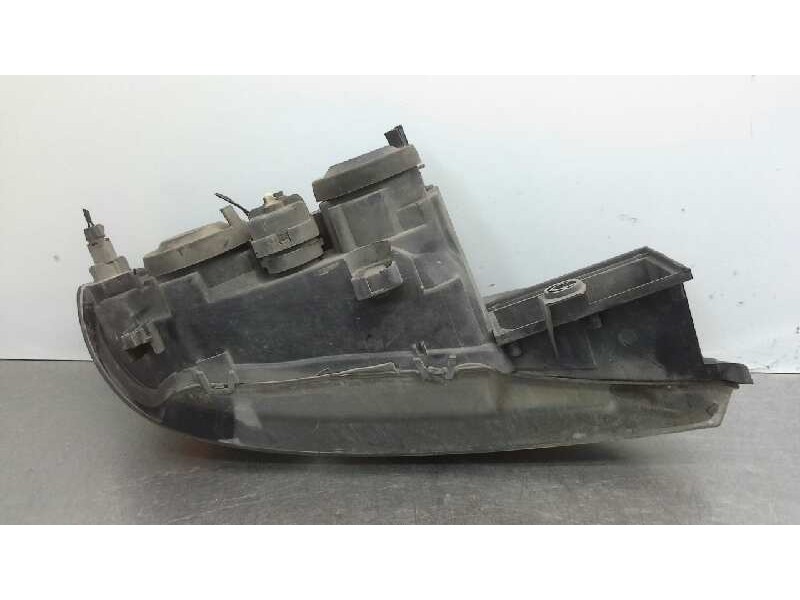 Recambio de faro izquierdo para nissan primera berlina (p11) básico referencia OEM IAM   