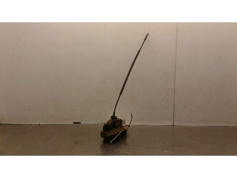 Recambio de cerradura puerta trasera derecha para opel insignia berlina 2.0 16v cdti referencia OEM IAM 10F151  