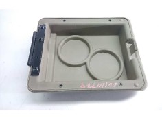 Recambio de apoyabrazos central para nissan terrano/terrano.ii (r20) elegance referencia OEM IAM    2