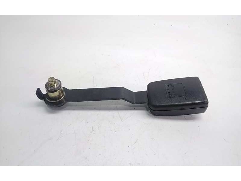Recambio de enganche delantero derecho para nissan terrano/terrano.ii (r20) elegance referencia OEM IAM 868420X000  