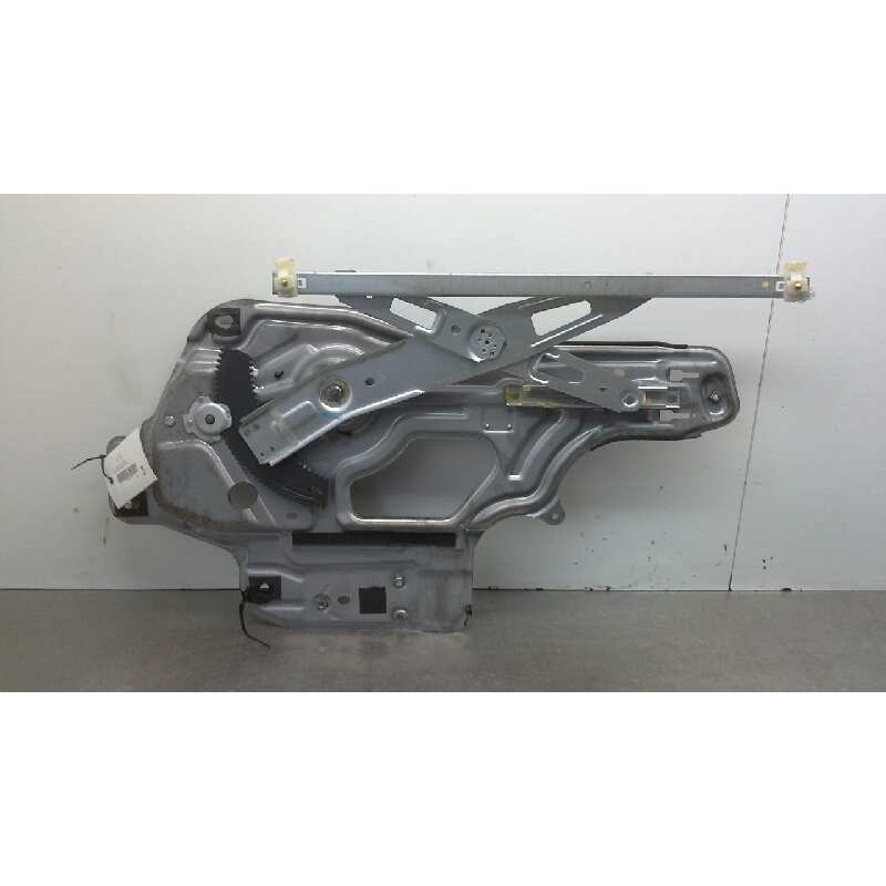 Recambio de elevalunas delantero derecho para hyundai santa fe (sm) 2.0 gls crdi referencia OEM IAM 82480-26050  