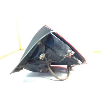 Recambio de piloto trasero izquierdo para kia rio i hatchback (dc) 1.5 16v referencia OEM IAM E138464  