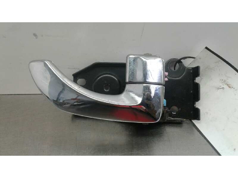 Recambio de maneta interior delantera derecha para hyundai santa fe (sm) 2.0 gls crdi referencia OEM IAM   