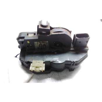 Recambio de cerradura puerta trasera izquierda para opel insignia berlina 2.0 16v cdti referencia OEM IAM 13503807GA  