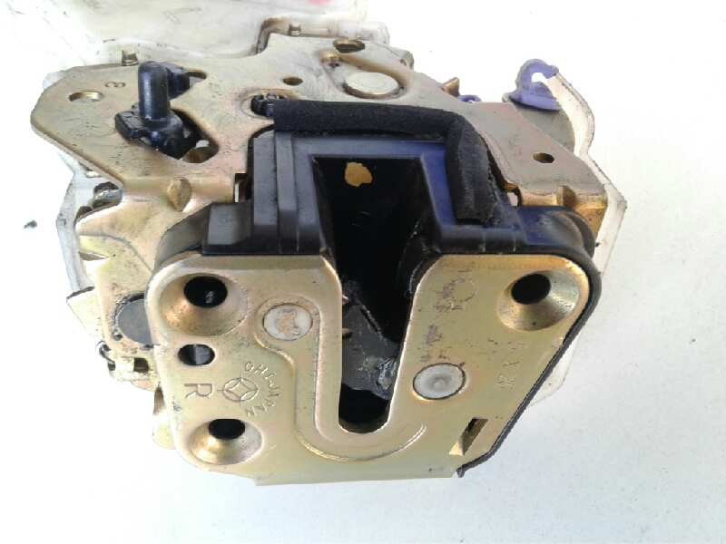 Recambio de cerradura puerta trasera derecha para nissan x-trail (t30) vertex referencia OEM IAM   