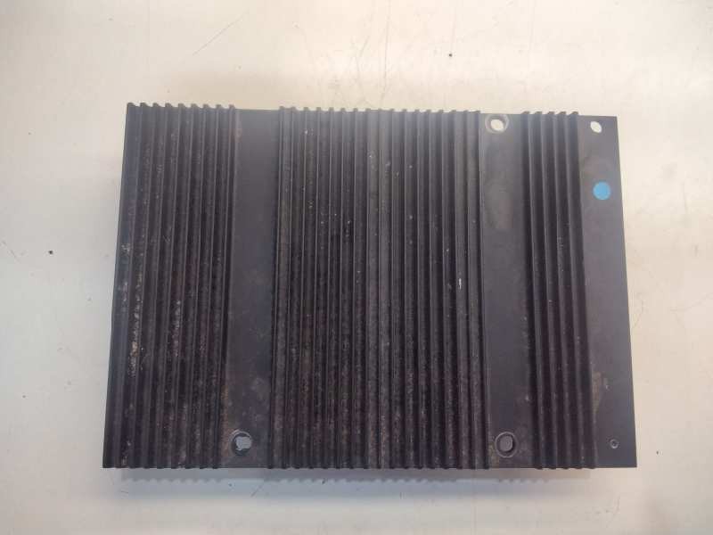 Recambio de amplificador de radio para volvo xc90 d5 referencia OEM IAM 8673850  