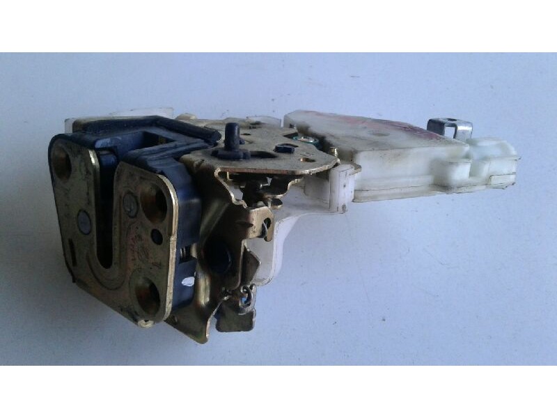 Recambio de cerradura puerta trasera izquierda para nissan x-trail (t30) vertex referencia OEM IAM 80553AA300  