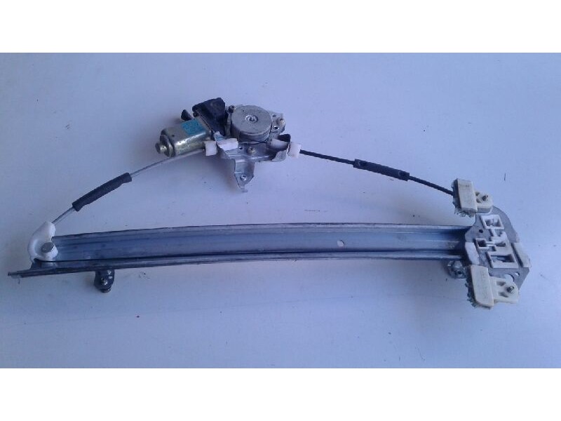 Recambio de elevalunas delantero derecho para nissan x-trail (t30) vertex referencia OEM IAM   