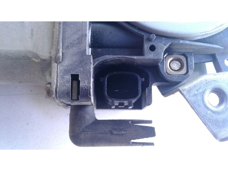 Recambio de elevalunas trasero derecho para nissan x-trail (t30) vertex referencia OEM IAM   