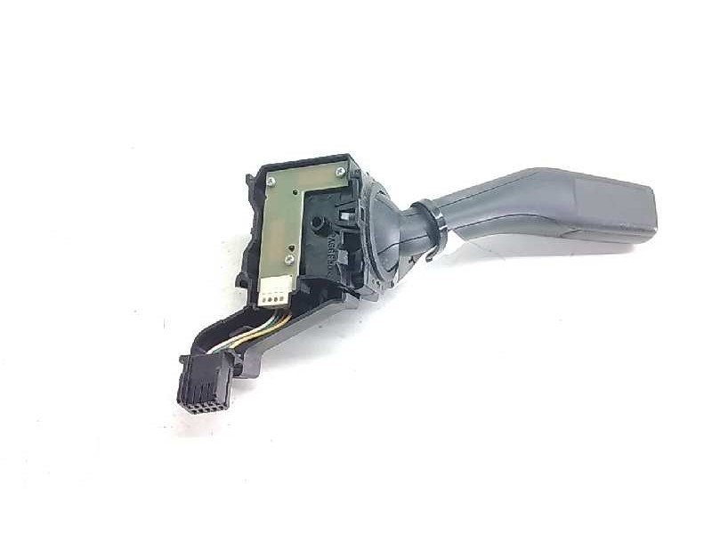 Recambio de mando intermitentes para seat leon (1p1) comfort limited referencia OEM IAM   