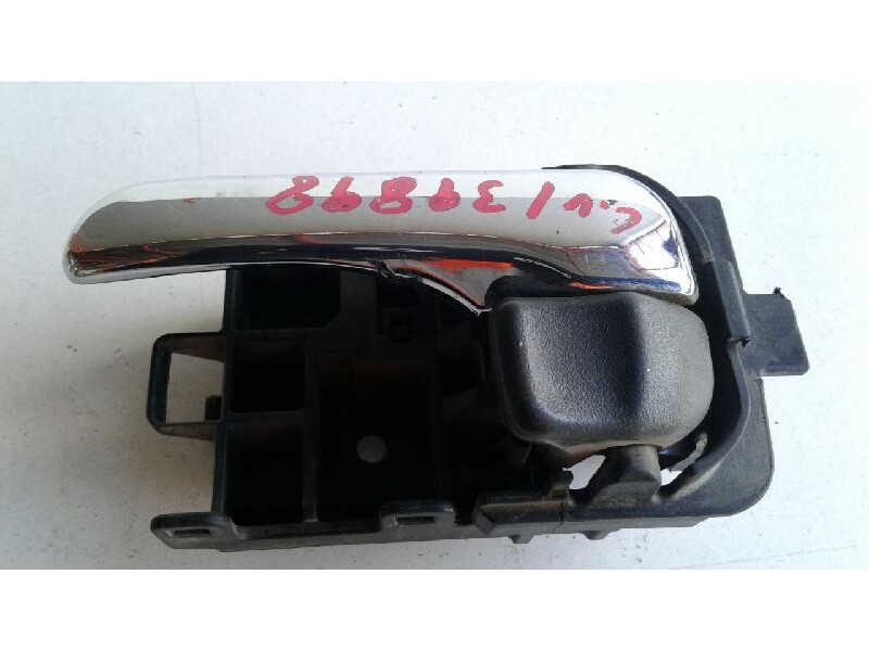Recambio de maneta interior delantera izquierda para nissan x-trail (t30) vertex referencia OEM IAM   
