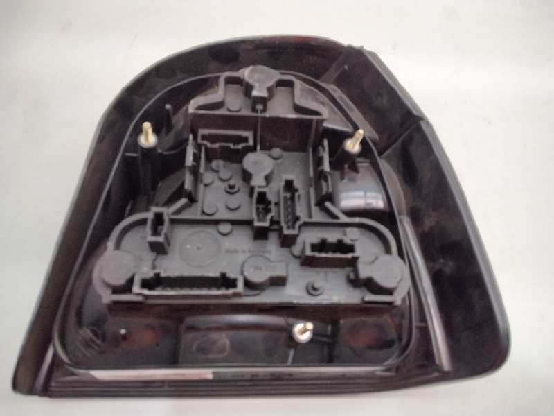 Recambio de piloto trasero izquierdo para volkswagen golf iii berlina (1h1) referencia OEM IAM 1H6945257  