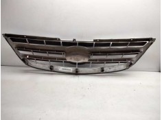 Recambio de rejilla delantera para kia carens referencia OEM IAM OK2EF50710   2