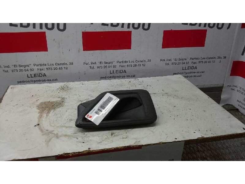 Recambio de maneta interior delantera izquierda para peugeot 405 berlina 1.8 turbodiesel referencia OEM IAM   