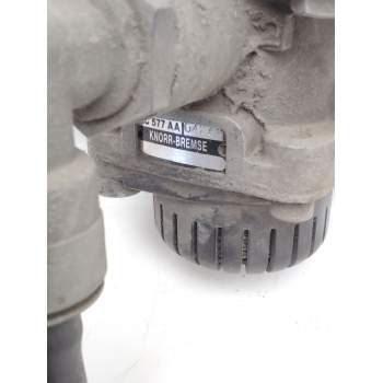 Recambio de valvula de vacio para renault premium 370 26 g 6x2 referencia OEM IAM AC577AA04260  