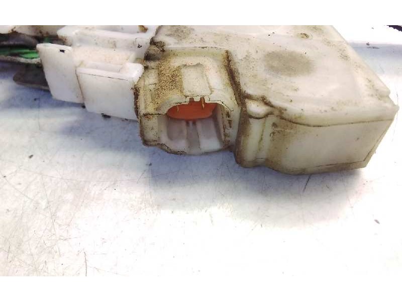 Recambio de cerradura puerta trasera izquierda para nissan pick-up (d22) td doble cabina navara referencia OEM IAM 805035P01A  