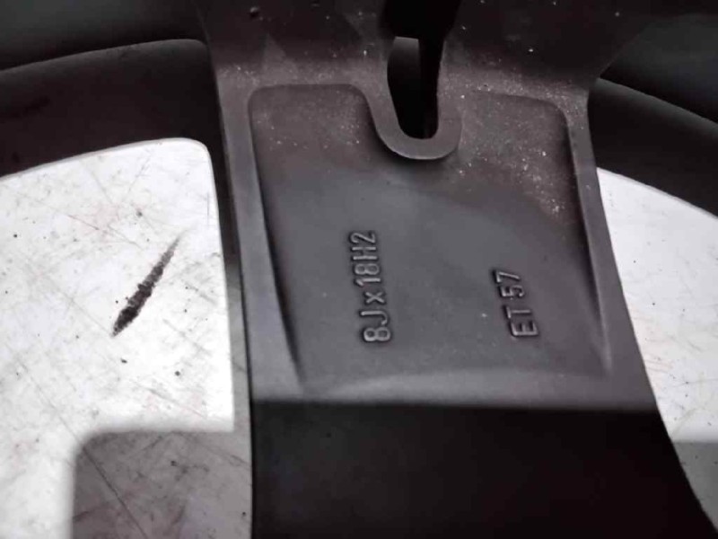 Recambio de llanta aluminio para volkswagen touareg (7la) tdi v10 referencia OEM IAM 185TORNILLOS ET57 