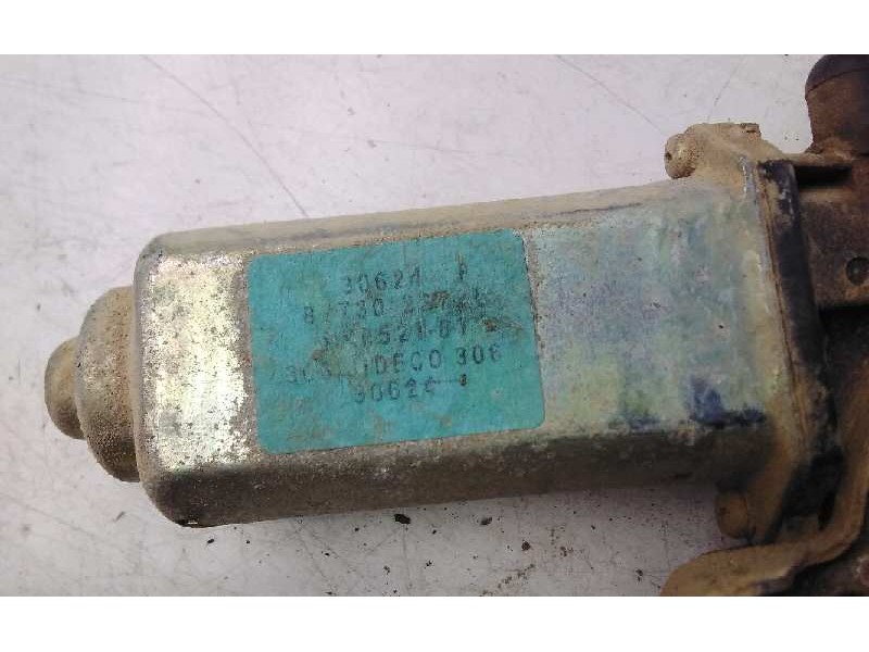 Recambio de elevalunas trasero derecho para nissan pick-up (d22) td doble cabina navara referencia OEM IAM 877302S721  