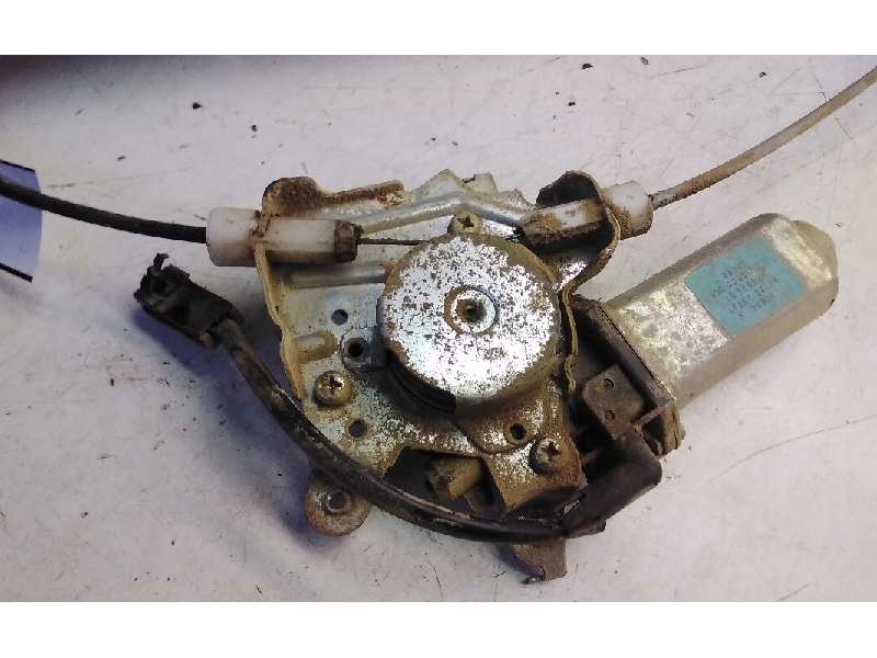 Recambio de elevalunas trasero derecho para nissan pick-up (d22) td doble cabina navara referencia OEM IAM 877302S721  