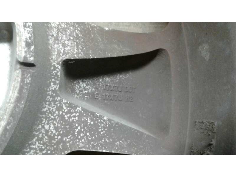Recambio de llanta aluminio para kia sorento 2.5 crdi ex referencia OEM IAM 175TORNILLOS  