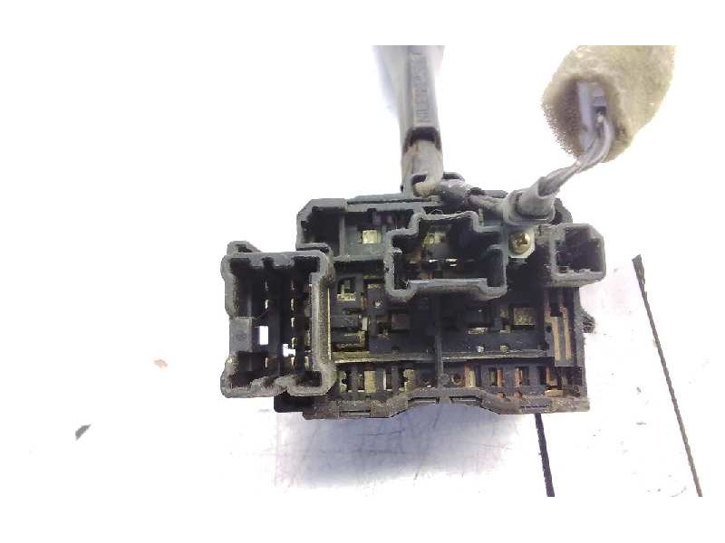 Recambio de mando intermitentes para nissan pick-up (d22) td doble cabina navara referencia OEM IAM 255403S300  