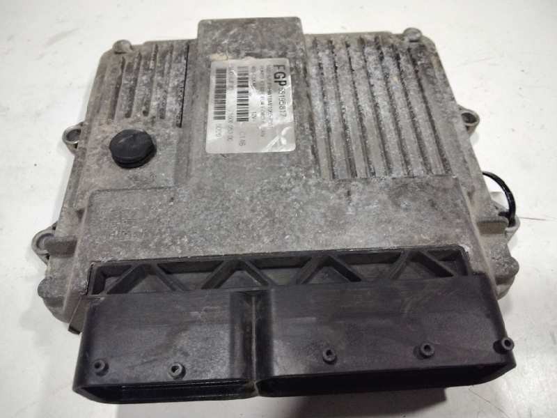 Recambio de centralita motor uce para fiat punto berlina (188) 1.3 16v multijet feel referencia OEM IAM 0055195817  
