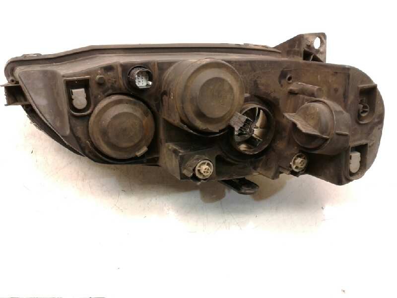 Recambio de faro izquierdo para fiat punto berlina (188) 1.3 16v multijet feel referencia OEM IAM 0046849385  