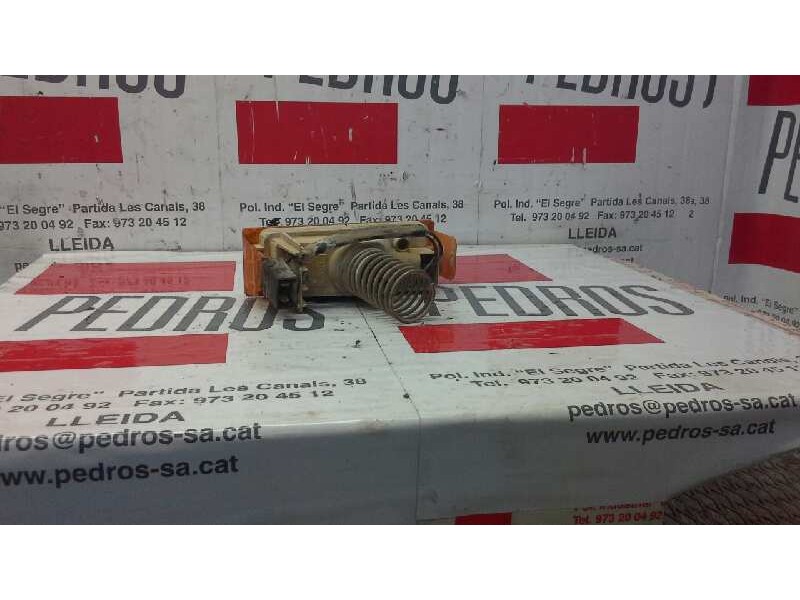 Recambio de piloto delantero derecho para renault rapid/express (f40) 1.4 referencia OEM IAM   