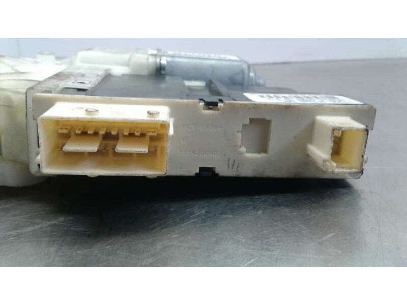 Recambio de elevalunas delantero derecho para citroen c4 berlina cool referencia OEM IAM 9657133580  